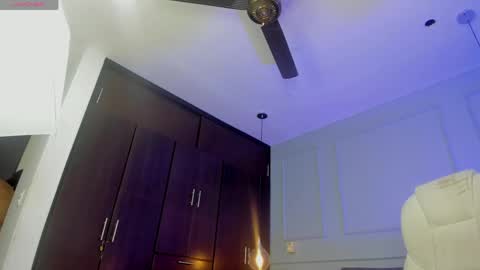 rose__monroe online show from April 2026 09:20:02 PM