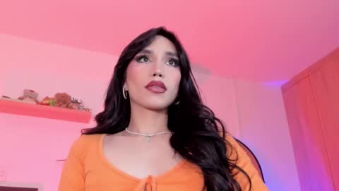 Rose Saenz online show from October 2025 10:54:02 PM