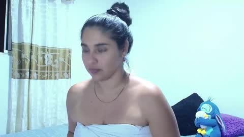 Snapshot of rose_towers4 chatting on April 2026 02:42:01 AM rose_towers4 online show from April 2026 02:42:01 AM