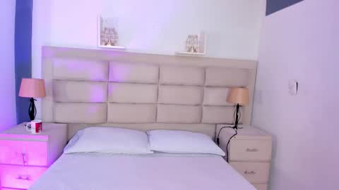 Rose online show from October 2025 01:34:01 PM