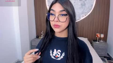Snapshot of rosecassie chatting on April 2026 01:45:01 PM Rose online show from April 2026 01:45:01 PM