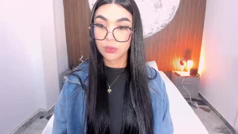 Snapshot of rosecassie chatting on April 2026 12:58:02 PM Rose online show from April 2026 12:58:02 PM