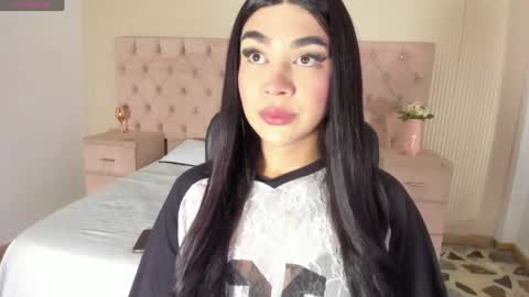 Snapshot of rosecassie chatting on April 2026 01:59:01 PM Rose online show from April 2026 01:59:01 PM