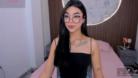 Snapshot of rosecassie chatting on May 2026 01:48:01 PM Rose online show from May 2026 01:48:01 PM