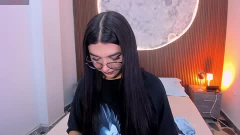 Snapshot of rosecassie chatting on May 2026 01:30:02 PM Rose online show from May 2026 01:30:02 PM