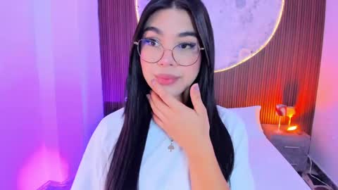 Snapshot of rosecassie chatting on May 2026 02:34:02 PM Rose online show from May 2026 02:34:02 PM