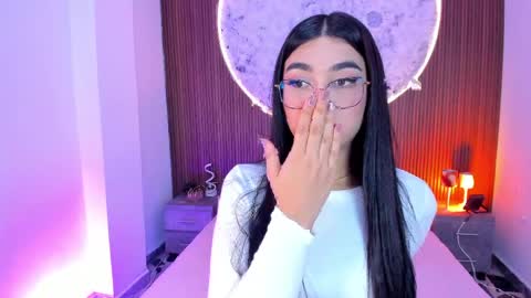 Snapshot of rosecassie chatting on May 2026 01:29:02 PM Rose online show from May 2026 01:29:02 PM