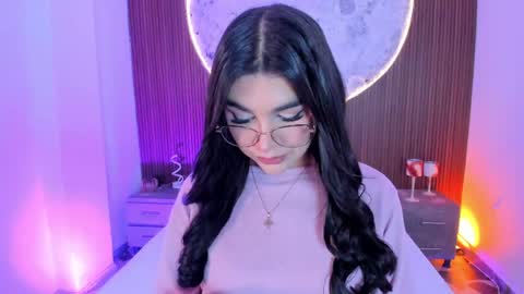 Snapshot of rosecassie chatting on May 2026 12:58:01 PM Rose online show from May 2026 12:58:01 PM