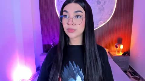 Snapshot of rosecassie chatting on June 2026 01:02:02 PM Rose online show from June 2026 01:02:02 PM