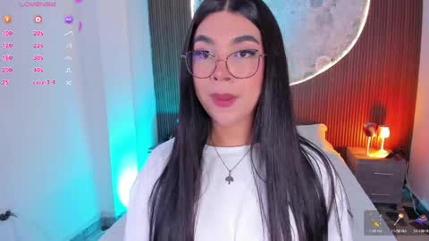 Snapshot of rosecassie chatting on June 2026 01:25:02 PM Rose online show from June 2026 01:25:02 PM