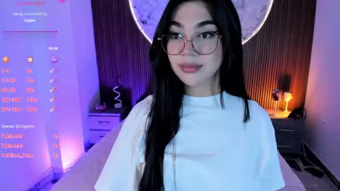 Snapshot of rosecassie chatting on June 2026 02:01:02 PM Rose online show from June 2026 02:01:02 PM