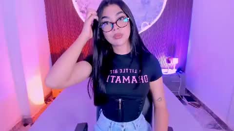 Snapshot of rosecassie chatting on June 2026 02:03:02 PM Rose online show from June 2026 02:03:02 PM