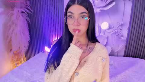 Snapshot of rosecassie chatting on June 2026 02:04:02 PM Rose online show from June 2026 02:04:02 PM