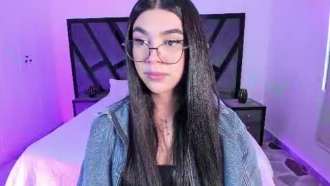 Snapshot of rosecassie chatting on July 2026 12:23:01 PM Rose online show from July 2026 12:23:01 PM