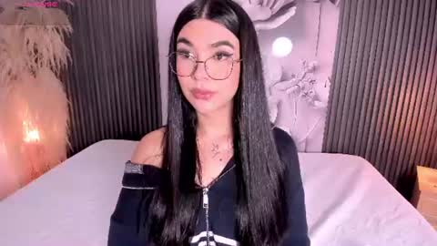 Snapshot of rosecassie chatting on July 2026 12:42:02 PM Rose online show from July 2026 12:42:02 PM