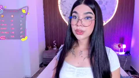 Snapshot of rosecassie chatting on July 2026 01:25:01 PM Rose online show from July 2026 01:25:01 PM
