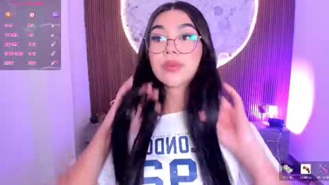 Snapshot of rosecassie chatting on July 2026 01:24:01 PM Rose online show from July 2026 01:24:01 PM