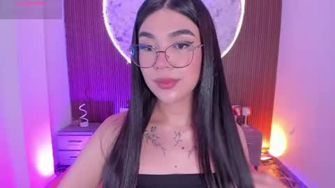 Snapshot of rosecassie chatting on July 2026 02:31:01 PM Rose online show from July 2026 02:31:01 PM