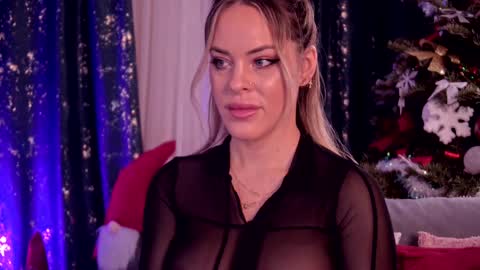 Sonia online show from December 2024 03:43:02 PM