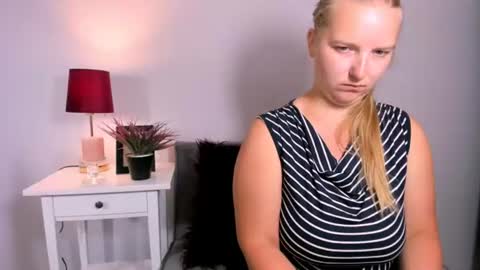 Rose online show from July 2026 10:39:01 AM