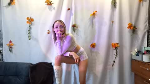 rosejanos online show from November 2025 11:35:01 AM