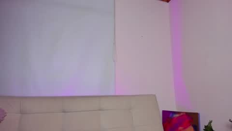 Snapshot of roselinedior chatting on December 2024 07:50:02 PM Lyla OF roselinedior online show from December 2024 07:50:02 PM