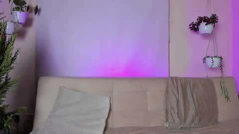 Snapshot of roselinedior chatting on January 2025 04:04:02 PM Lyla OF roselinedior online show from January 2025 04:04:02 PM