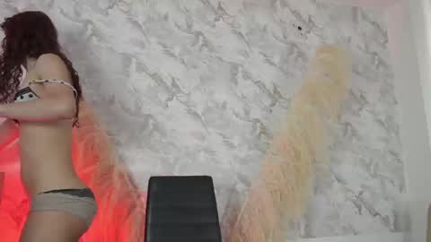Snapshot of roselinedior chatting on September 2025 02:50:01 PM Lyla OF roselinedior online show from September 2025 02:50:01 PM