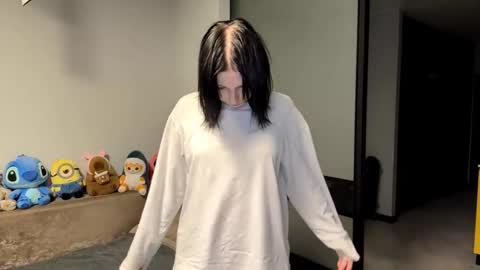 Nika online show from December 2025 04:12:02 PM