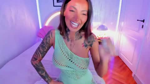 Snapshot of rosetatt chatting on May 2026 03:47:02 AM Nataly online show from May 2026 03:47:02 AM