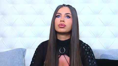 Snapshot of rosevanessa chatting on June 2026 07:53:02 AM Gabriela online show from June 2026 07:53:02 AM