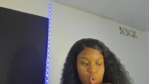 Rossabhy online show from May 2026 01:43:01 AM