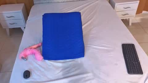 rossane_luxe online show from March 2026 05:09:02 PM