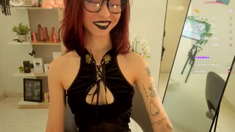 Snapshot of rosse_98_ chatting on September 2025 03:14:01 PM Miss Rosse online show from September 2025 03:14:01 PM