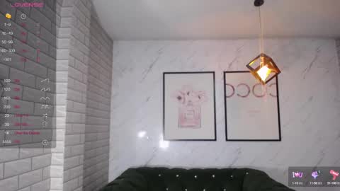 rosse jeane v online show from February 2025 04:15:02 PM