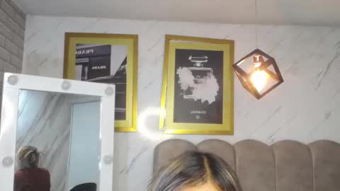 rosse jeane v online show from March 2026 03:12:01 AM