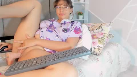 rosse_taylorx1 online show from June 2026 11:44:01 PM