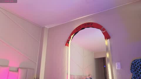 Snapshot of rossiie_hunt_ chatting on June 2026 03:13:01 PM rossiie_hunt_ online show from June 2026 03:13:01 PM