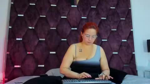 Snapshot of rossmildrey chatting on July 2026 01:31:01 PM Ross Mildrey online show from July 2026 01:31:01 PM
