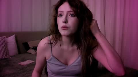 rosy_petal online show from March 2026 11:50:01 AM