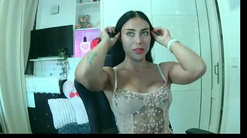 Snapshot of rosyviolet chatting on May 2026 10:12:01 AM RosyViolet online show from May 2026 10:12:01 AM