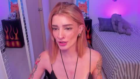 rot_wallace online show from May 2026 09:42:02 PM
