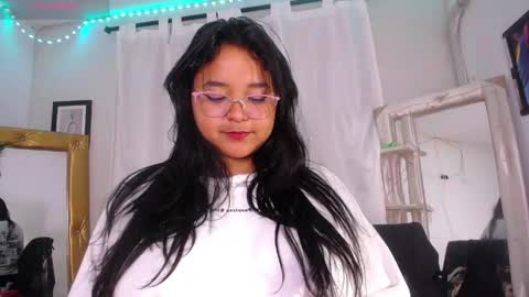 rous_25 online show from May 2026 02:17:01 AM