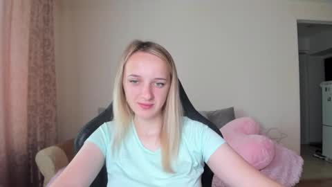 Snapshot of rousereed chatting on September 2025 06:37:02 AM Rouse online show from September 2025 06:37:02 AM
