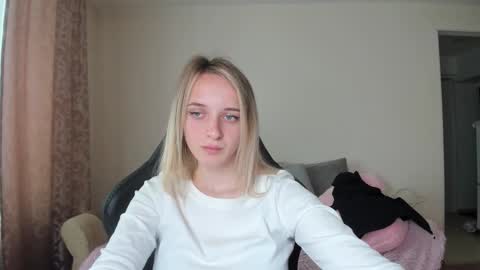 Snapshot of rousereed chatting on September 2025 06:37:02 AM Rouse online show from September 2025 06:37:02 AM