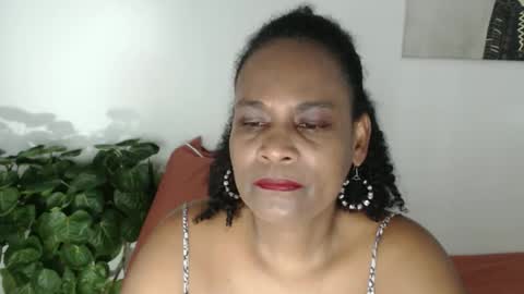 Snapshot of roushlove chatting on May 2026 05:21:02 PM luxa online show from May 2026 05:21:02 PM