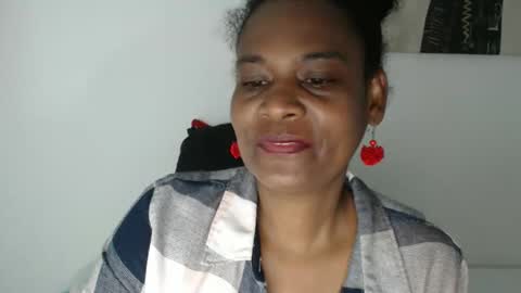 Snapshot of roushlove chatting on May 2026 10:56:02 AM luxa online show from May 2026 10:56:02 AM
