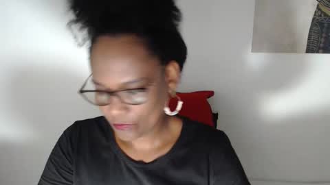 Snapshot of roushlove chatting on June 2026 09:12:01 AM luxa online show from June 2026 09:12:01 AM
