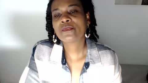 Snapshot of roushlove chatting on June 2026 08:58:02 AM luxa online show from June 2026 08:58:02 AM