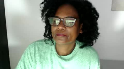 Snapshot of roushlove chatting on June 2026 07:57:02 PM luxa online show from June 2026 07:57:02 PM